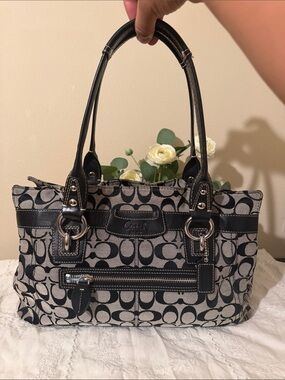Vintage Penelope Coach Black and Gray Signature Canvas Shoulder Bag.